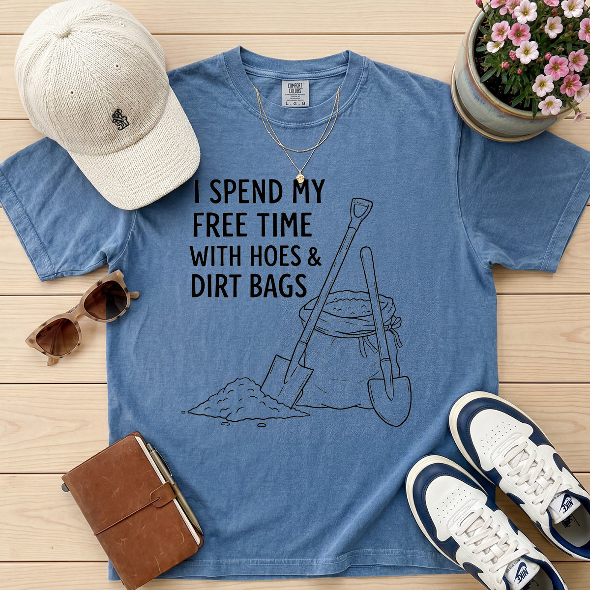 HOES DIRT TEE