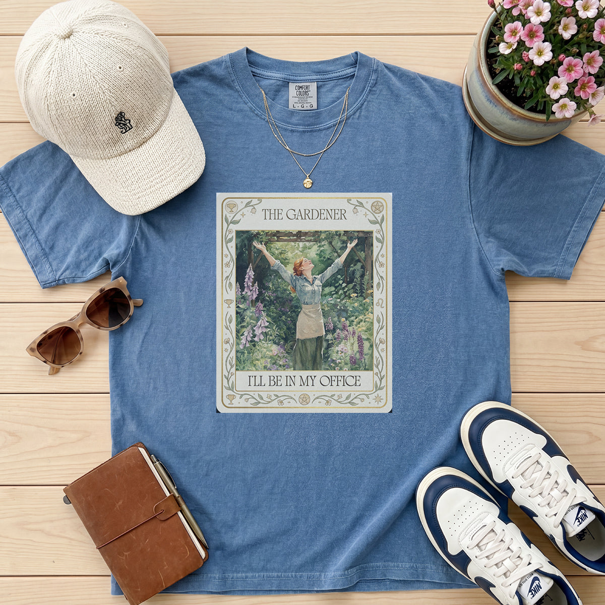 THE GARDENER TAROT