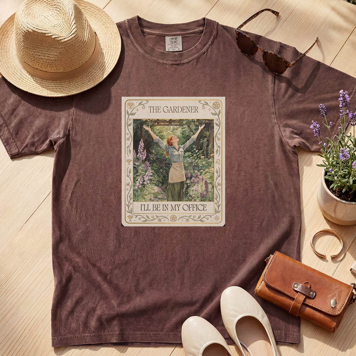 THE GARDENER TAROT